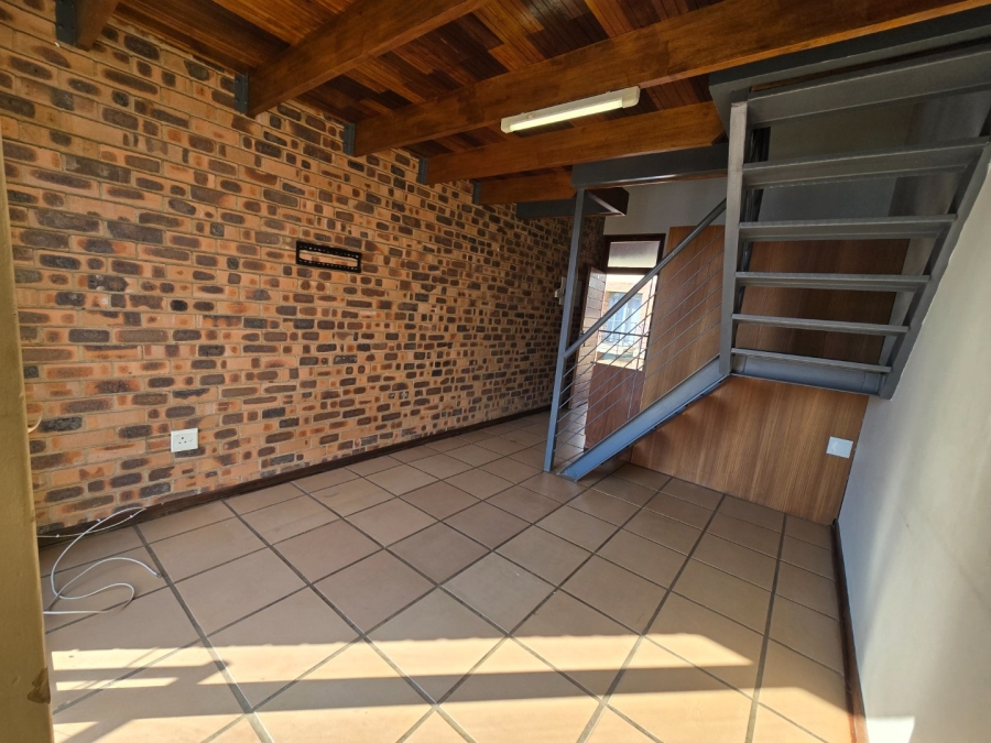 1 Bedroom Property for Sale in Dassie Rand North West